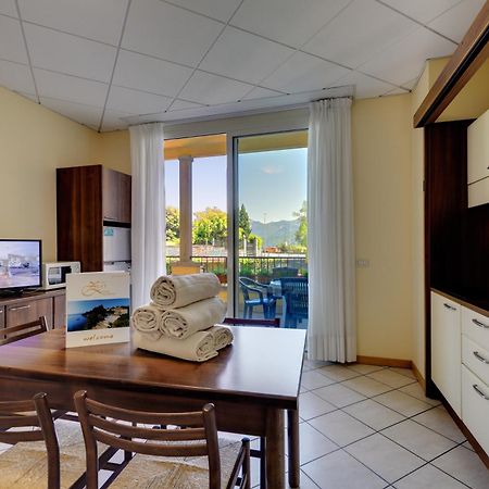 ורבאניה Hotel Residence Zust מראה חיצוני תמונה