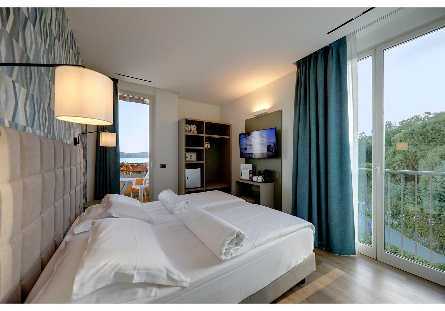 ורבאניה Hotel Residence Zust מראה חיצוני תמונה