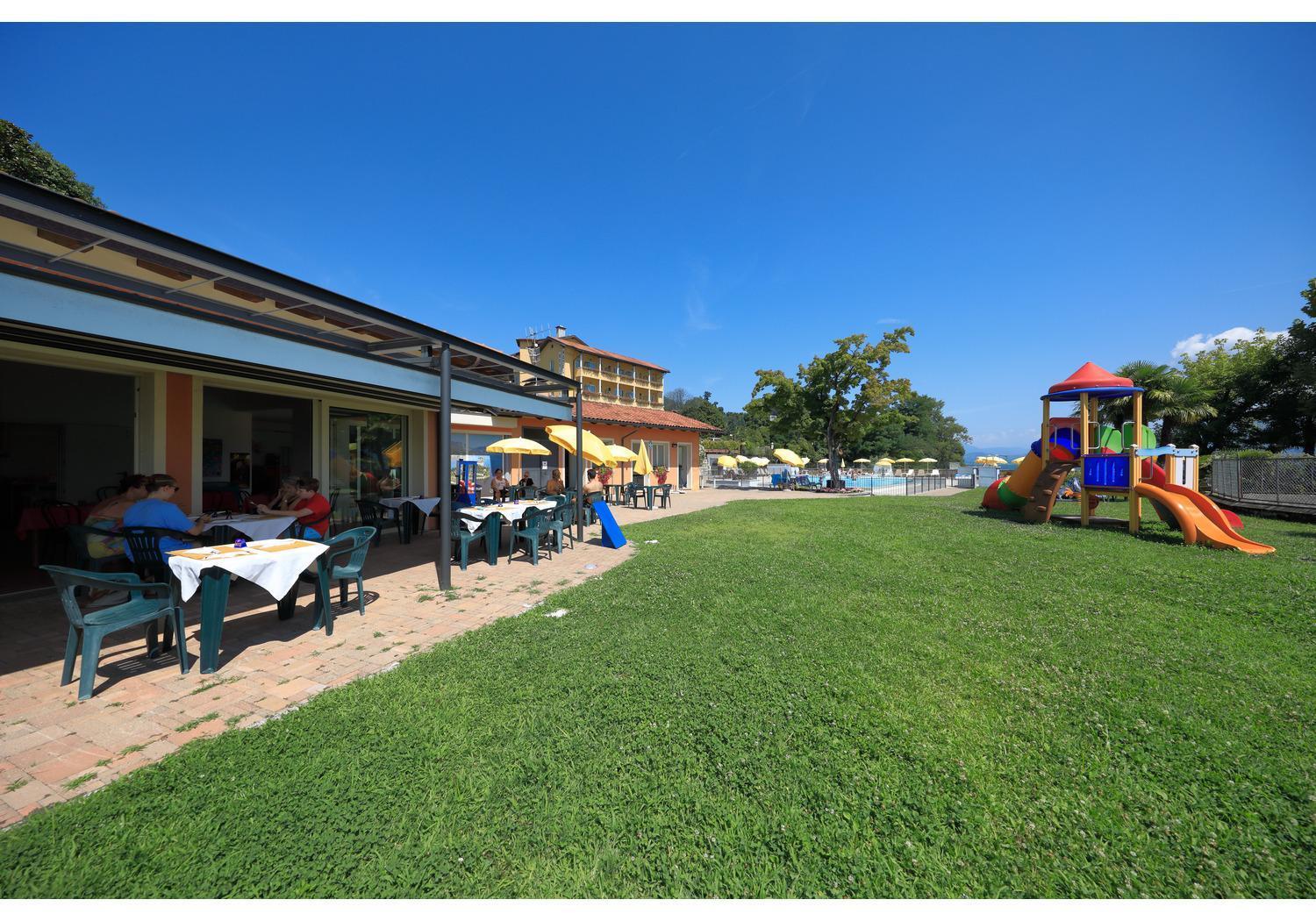 ורבאניה Hotel Residence Zust מראה חיצוני תמונה